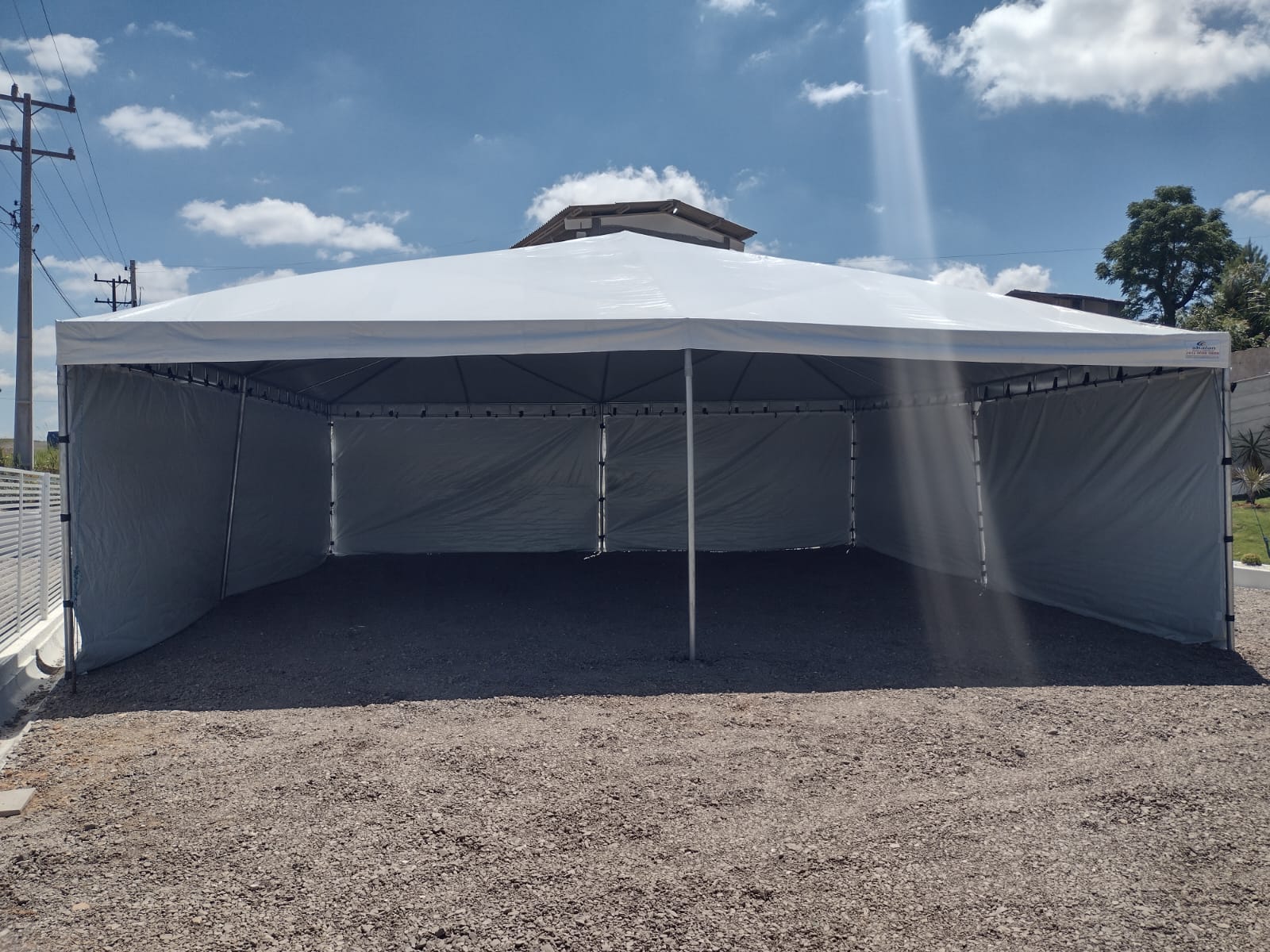 Tenda piramidal da Tendas Santa Catarina
